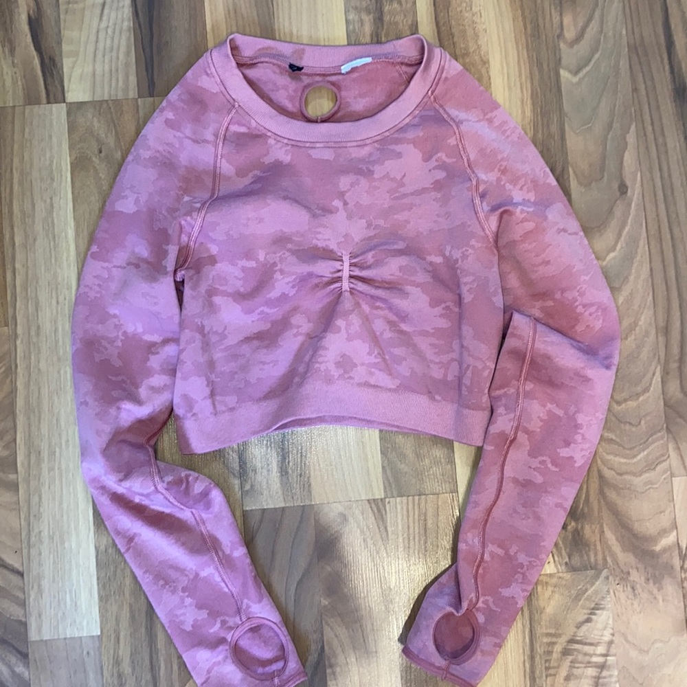 Gym Shark long sleeve crop top